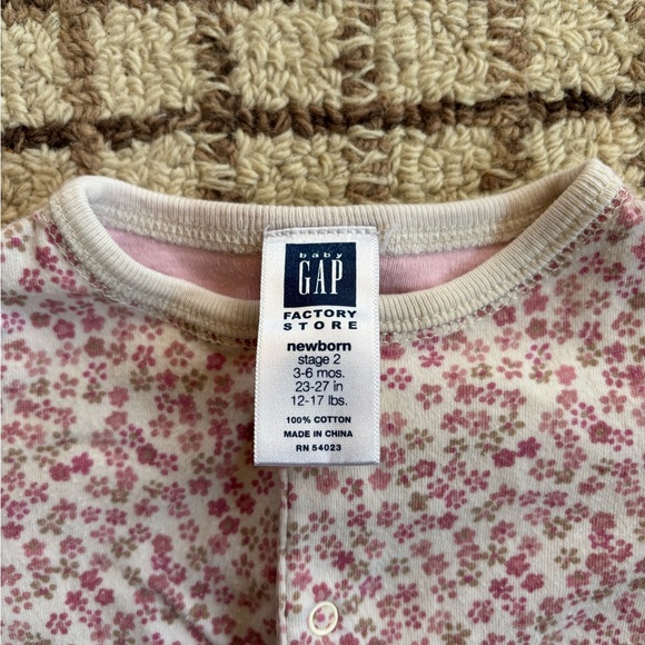 Vintage Baby Gap Girls Romper - Picture 2 of 4
